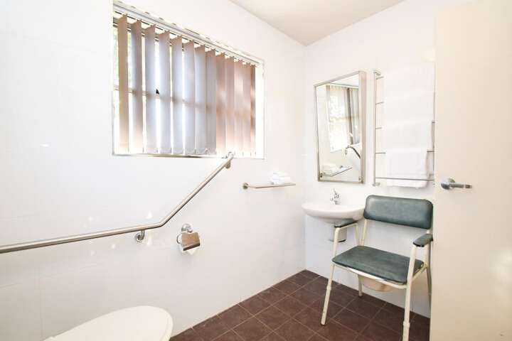 Room 26 of 35
