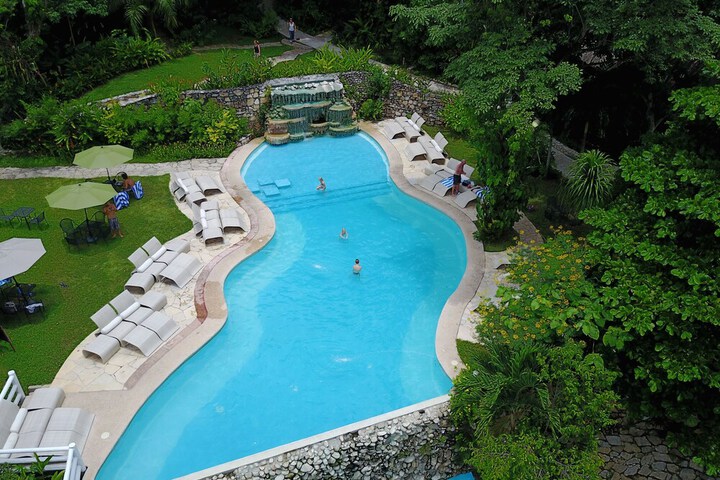 Pool 49 of 97