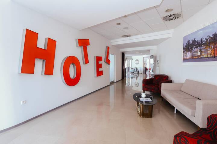Hotel Interior 5 of 79