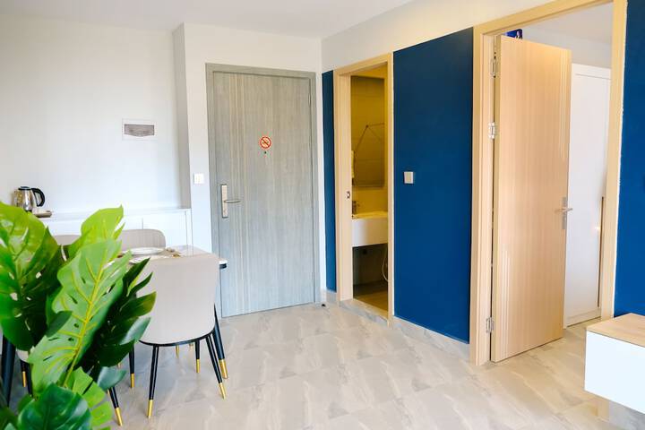 Room 18 of 63