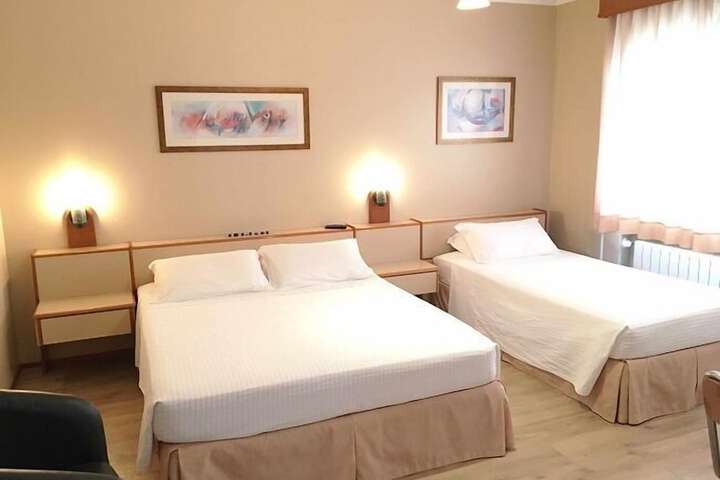 Room 8 of 46