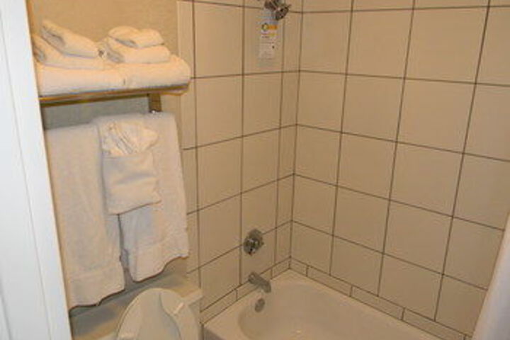 Room 2 of 54