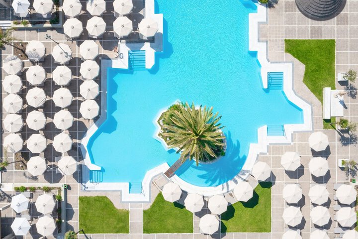 Pool 78 of 185