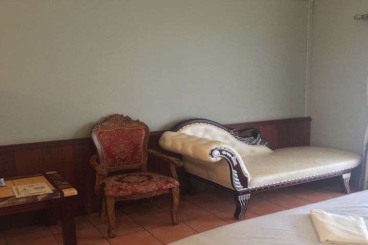 Room 5 of 23
