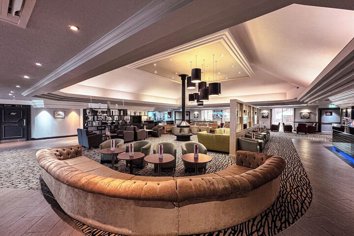 Lobby Entry