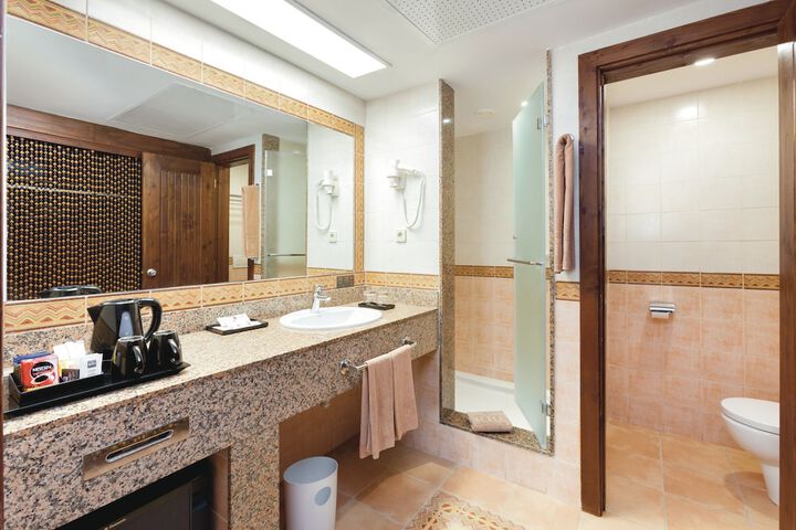Clean Restrooms
