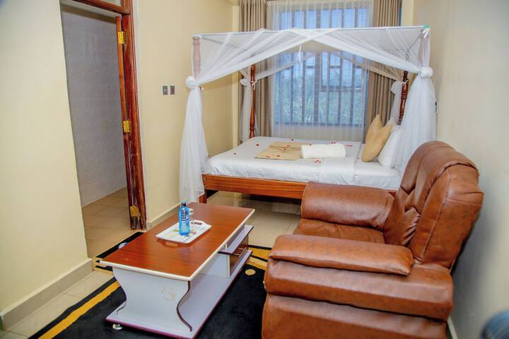 Room 14 of 30
