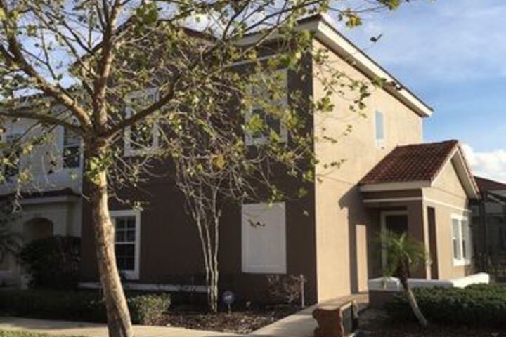 Photo of BellaVida Resort 4BR 3BA Close to Disney