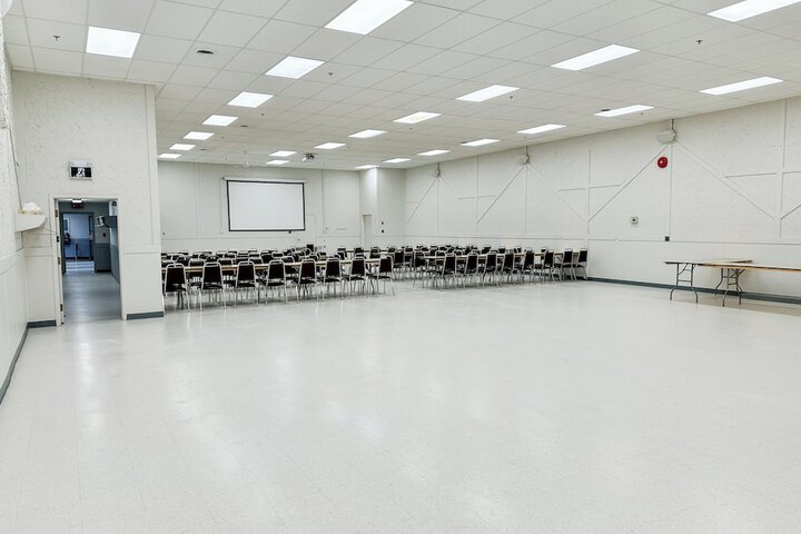Ballroom/Hall 22 of 34