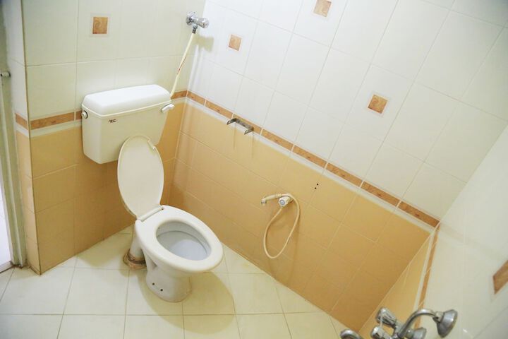 Room 14 of 28