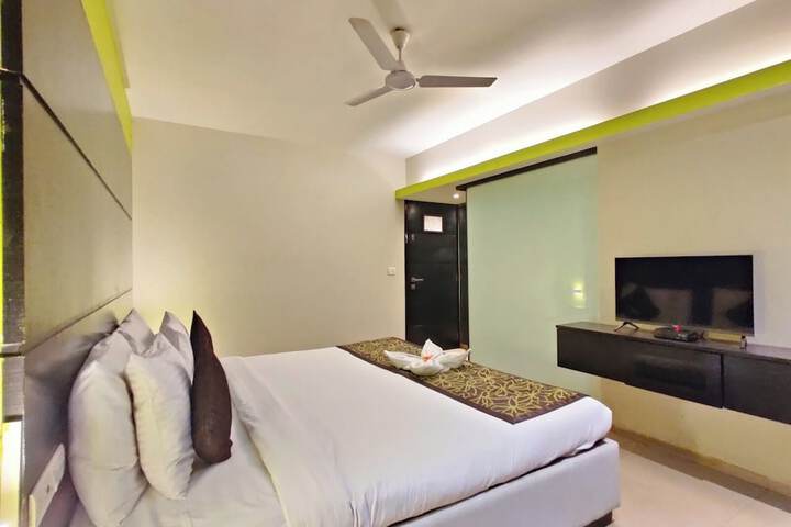 Room 14 of 36