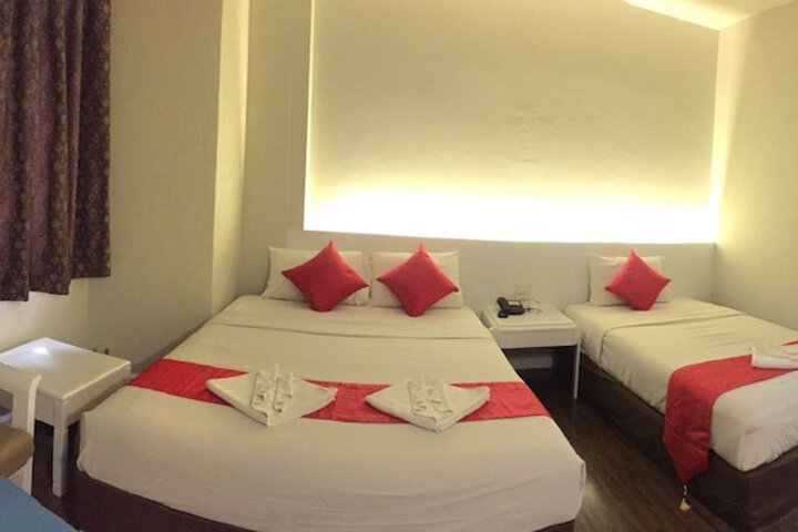 Room 11 of 41