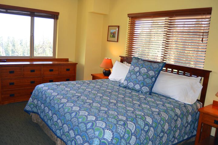 Room 18 of 73