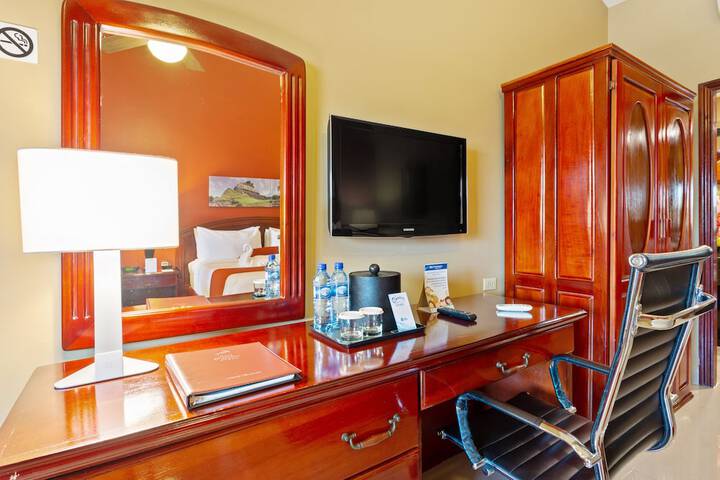 Room 29 of 183