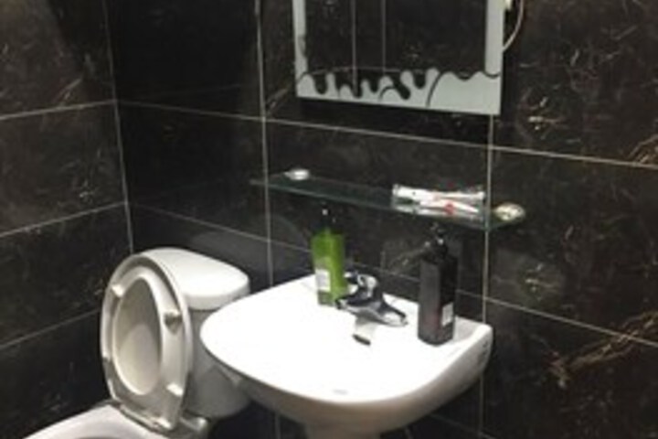 Room 5 of 23