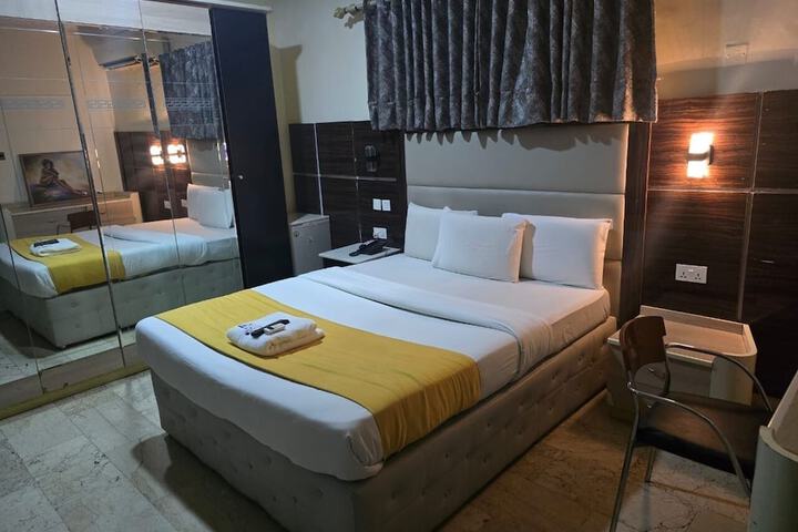 Room 20 of 41