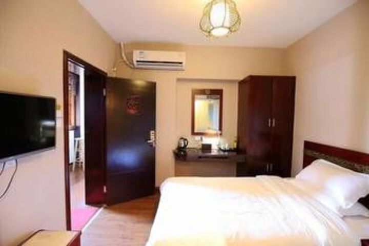 Room 34 of 58