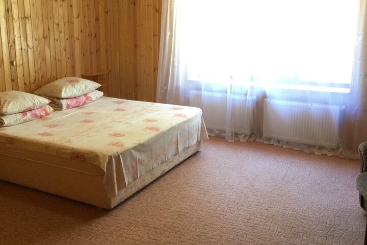 Room 3 of 38