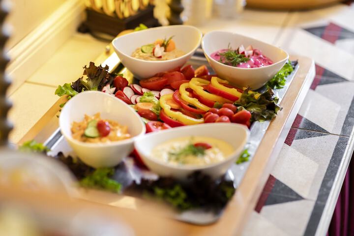 Dining 54 of 56