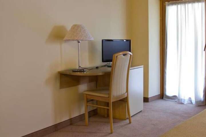 Room 14 of 31