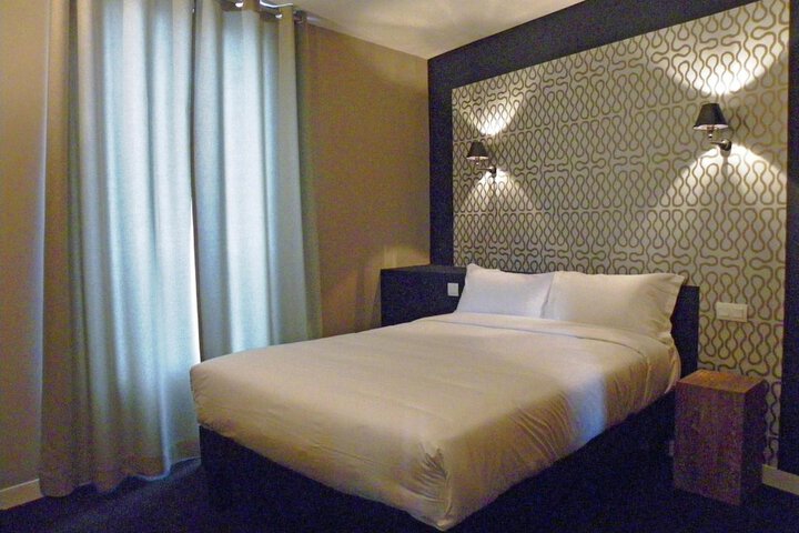 Room 15 of 44