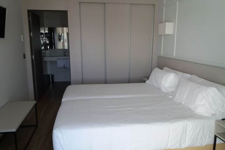 Room 10 of 57