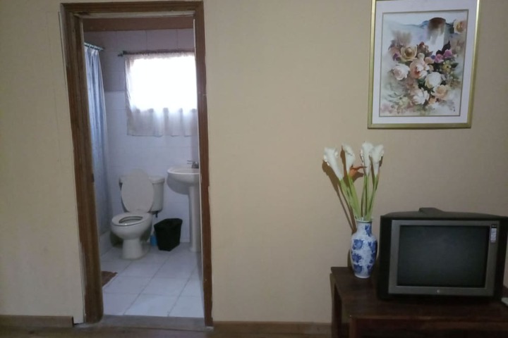 Room 30 of 46