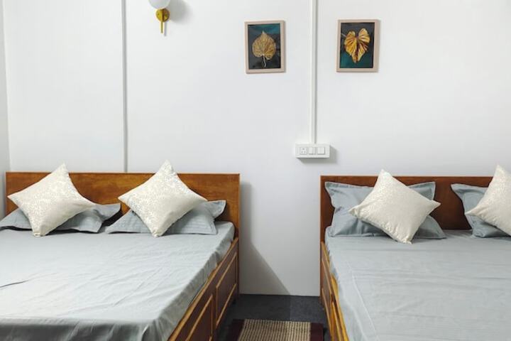 Room 3 of 18