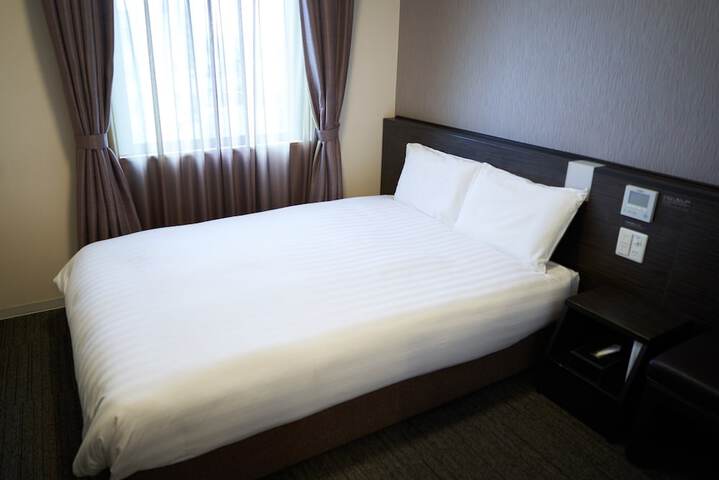 Room 9 of 45