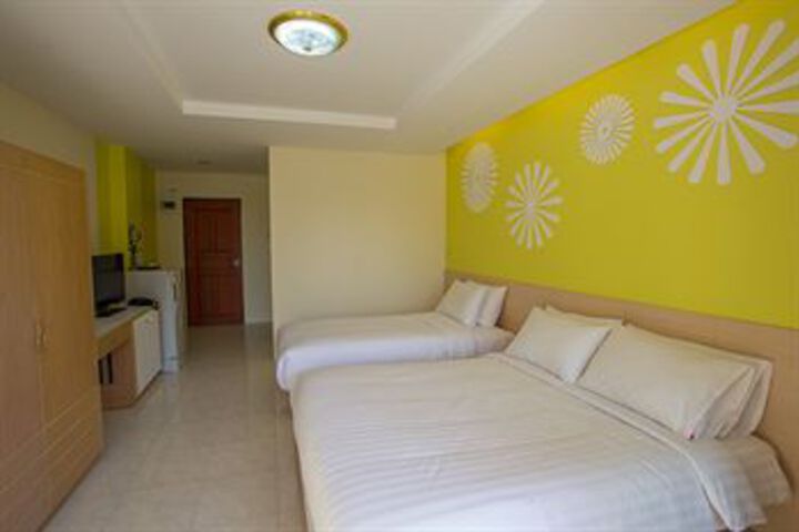 Room 16 of 34