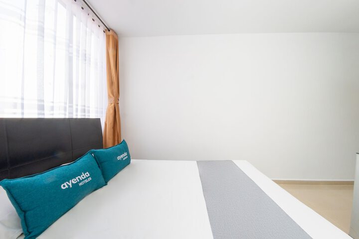Room 10 of 21