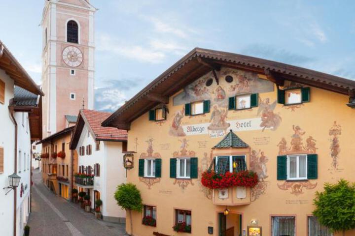 Hotel zum Wolf