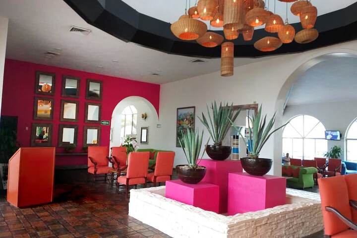 Hotel Interior 8 of 136