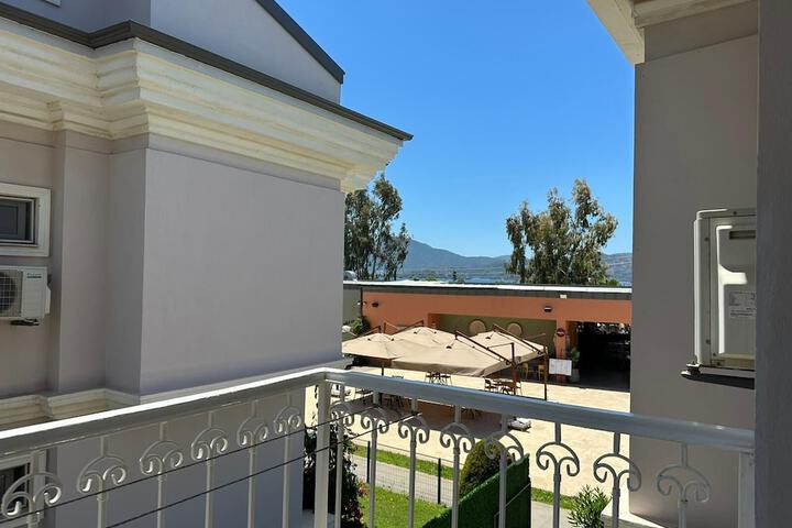 Terrace/Patio 45 of 49