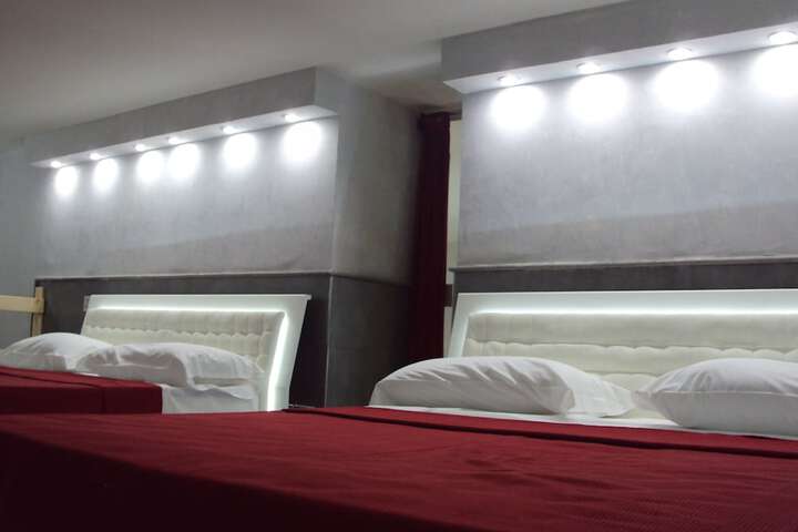 Room 7 of 67