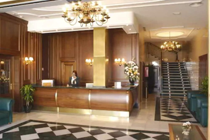 Hotel Lobby