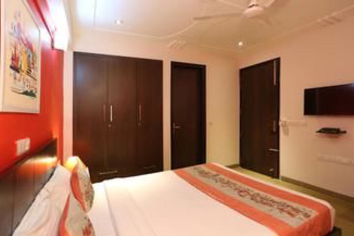 Room 22 of 30