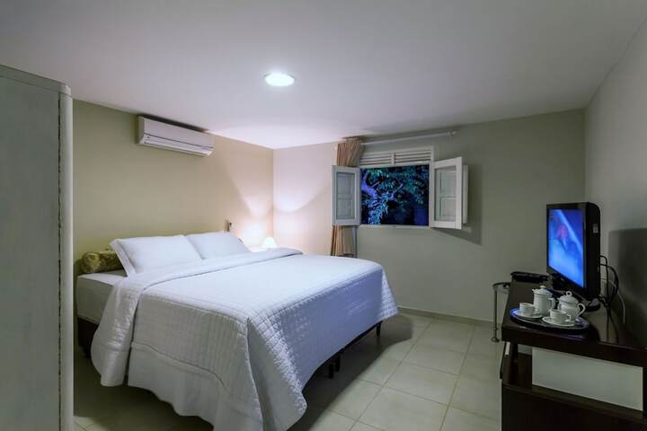 Room 5 of 40