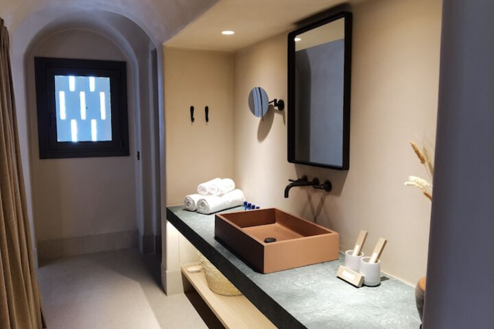 Room 60 of 101