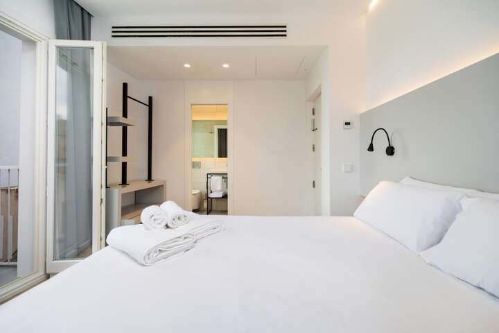 Room 19 of 42