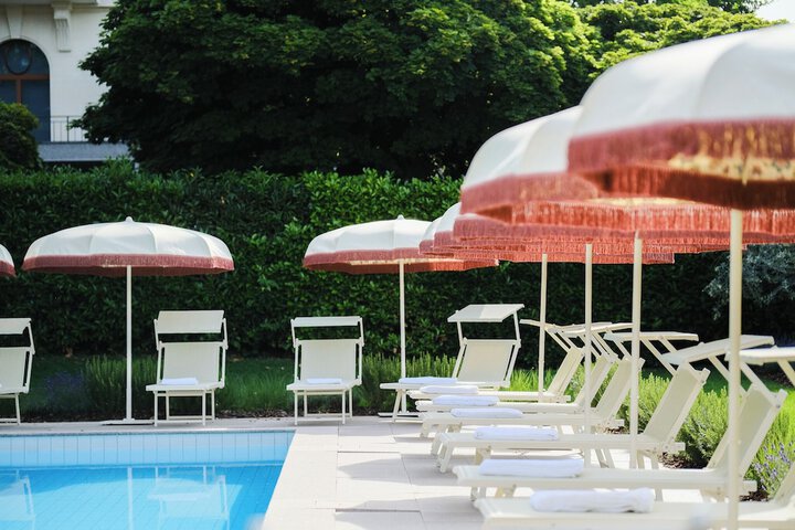 Pool 35 of 49