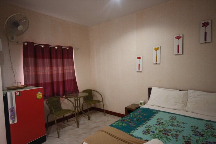 Photo 4