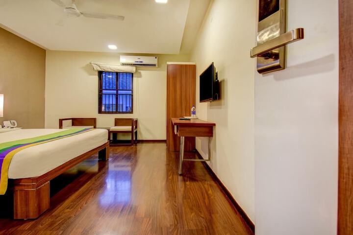 Room 19 of 51