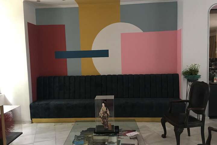 Guest Lobby