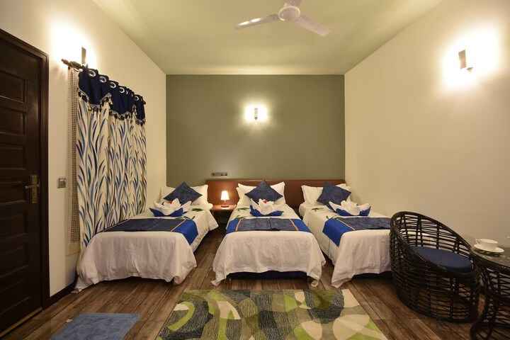 Room 15 of 53