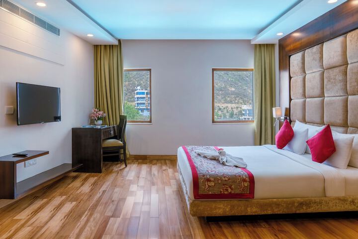 Room 20 of 53
