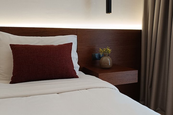 Room 43 of 70