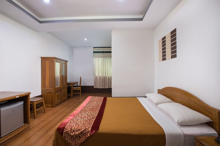 M.G.M Hotel