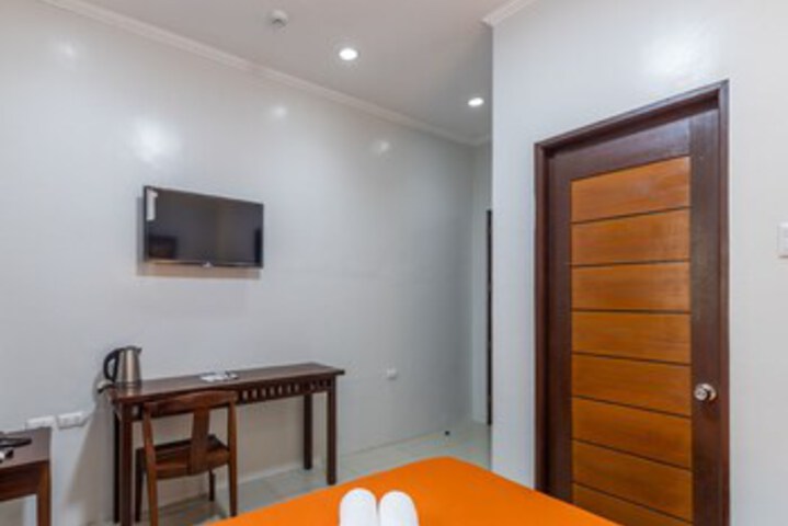 Room 15 of 50