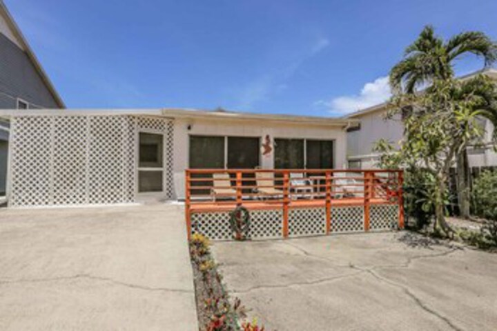 Image of 26421 Hickory BLVD